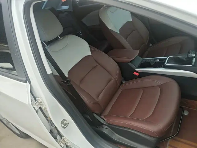 Chevrolet Monza — Фото автомобиля 24