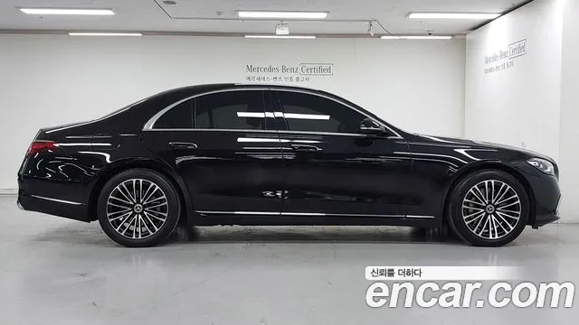 Mercedes-Benz S-Class — Фото автомобиля 20