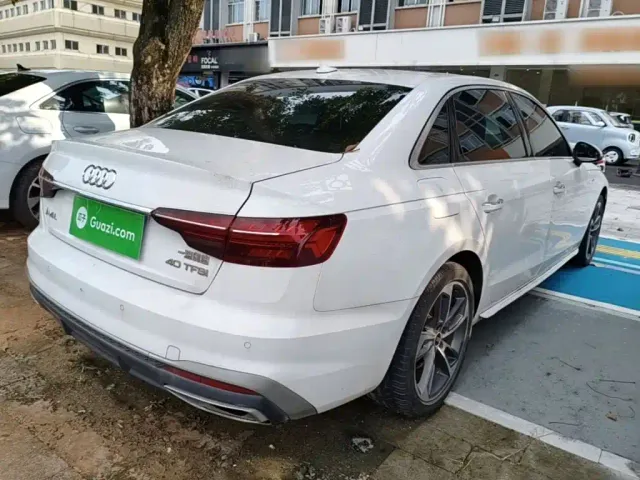Audi A4L — Фото автомобиля 6