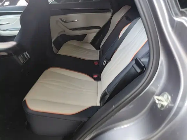 BYD Song PLUS — Фото автомобиля 16