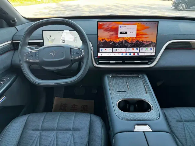 Dongfeng eπ 008 — Фото автомобиля 18