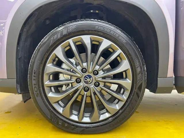 BYD Song Ultra — Фото автомобиля 9
