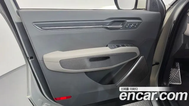 Kia EV9 — Фото автомобиля 24