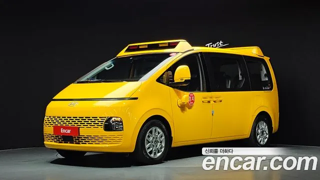 Фотография автомобиля — Hyundai Staria