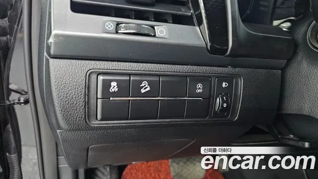 KG_Mobility_Ssangyong Rexton Новый Rexton Sport Khan Дизель 2.2 4WD — Фото автомобиля 16