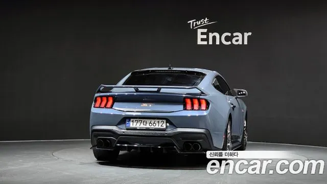 Ford Mustang 7th Gen — Фото автомобиля 4