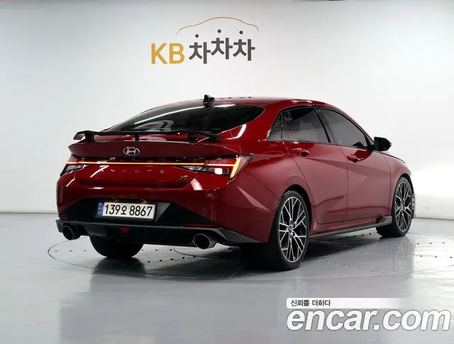 Hyundai AVANTE — Фото автомобиля 3