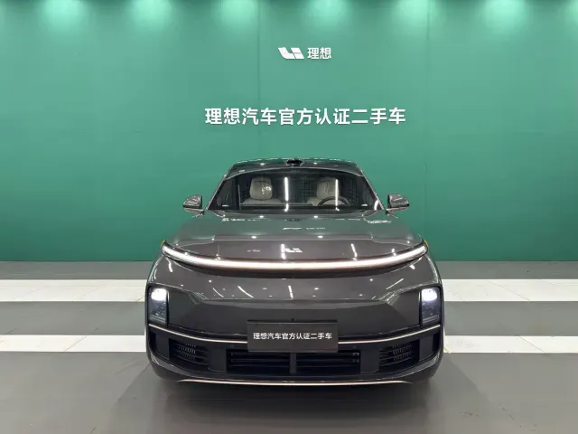 Li Auto L9 — Фото автомобиля 7