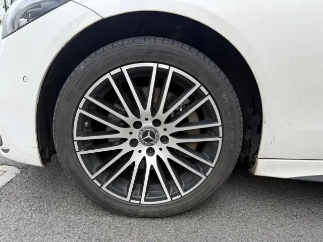Mercedes-Benz C-Class — Фото автомобиля 11