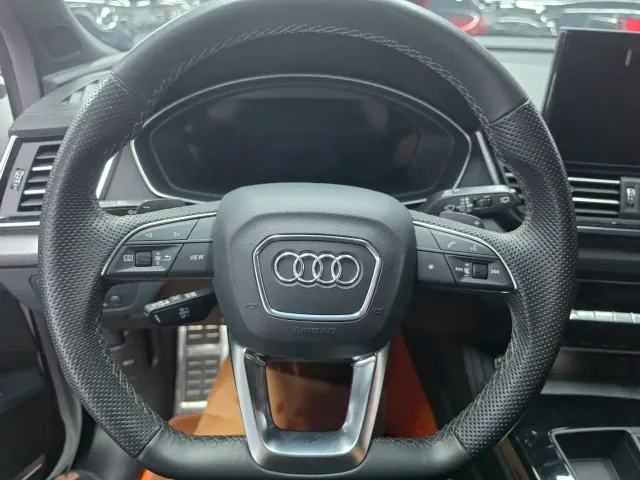 Audi Q5L — Фото автомобиля 7