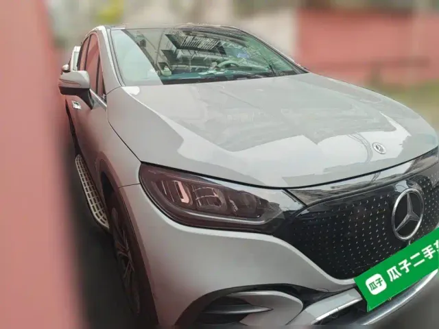 Mercedes-Benz EQE SUV — Фото автомобиля 3
