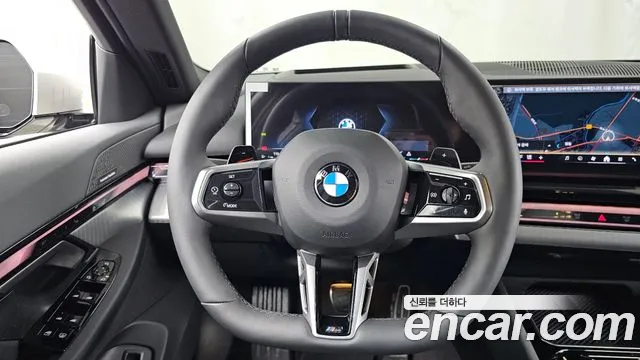 BMW 5-Series 5 серия (G60) 530i xDrive M Sport — Фото автомобиля 13