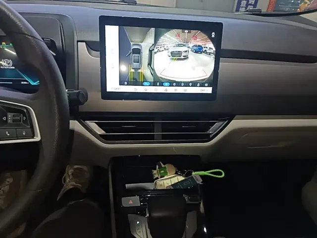 BYD Yuan Pro — Фото автомобиля 12
