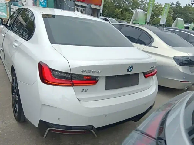 BMW i3 — Фото автомобиля 5