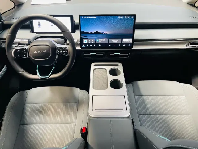 GAC Aion Y — Фото автомобиля 29
