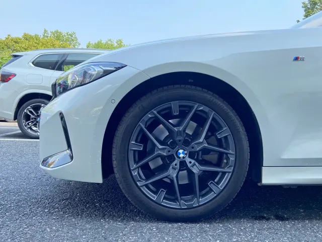 BMW 3 Series — Фото автомобиля 6