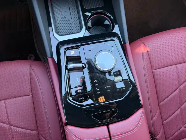 BMW 5 Series — Фото автомобиля 6