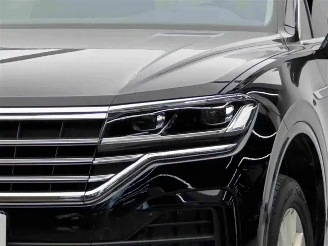 Volkswagen Touareg — Фото автомобиля 3