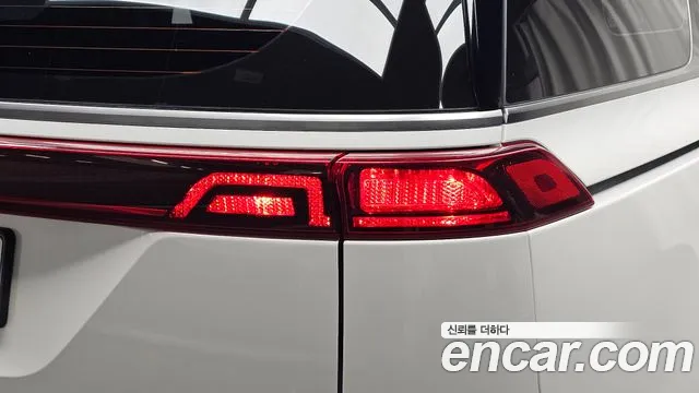 Kia Canival — Фото автомобиля 5