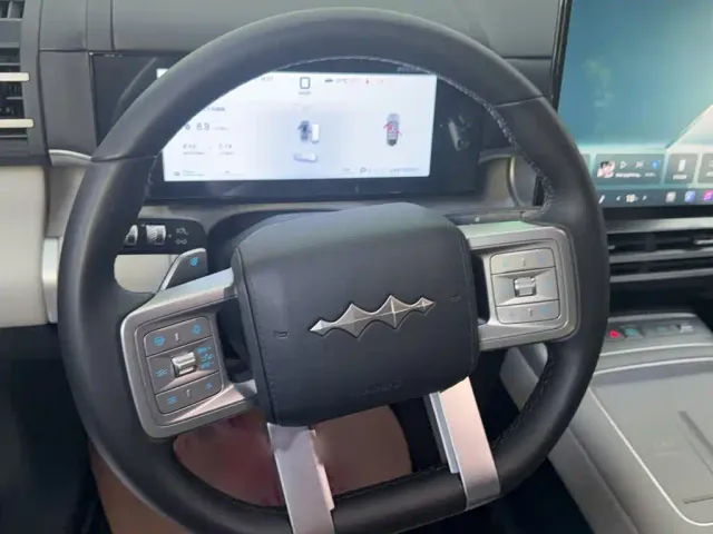 BYD FangChengBao Titanium 7 — Фото автомобиля 4