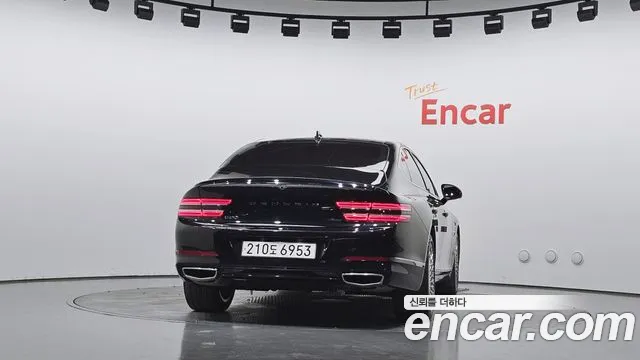 Genesis G80 RG3 — Фото автомобиля 3