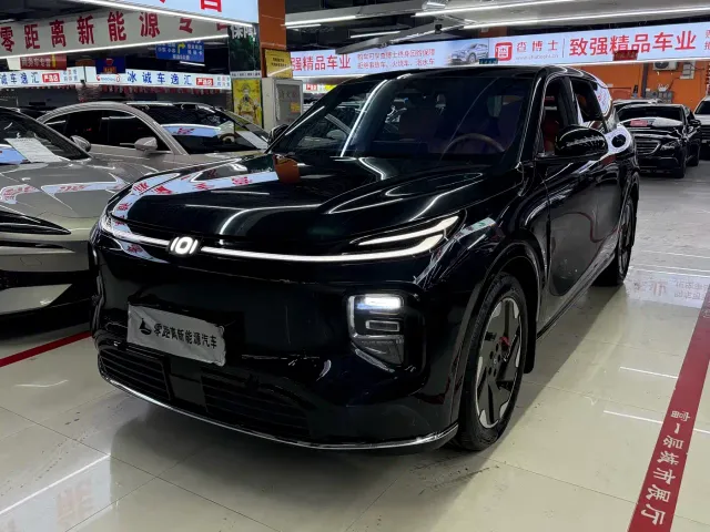Фотография автомобиля — Changan Qiyuan Q07