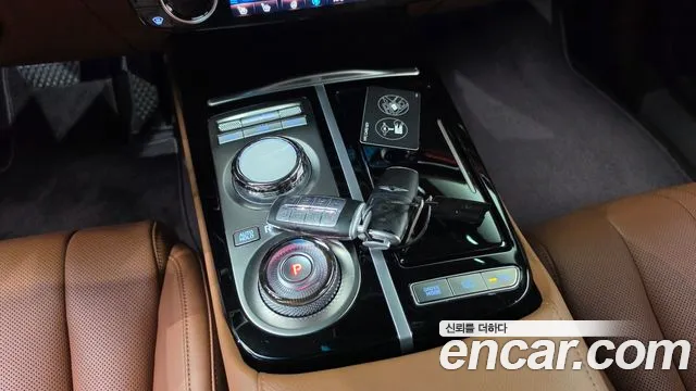 Genesis G80 RG3 — Фото автомобиля 12