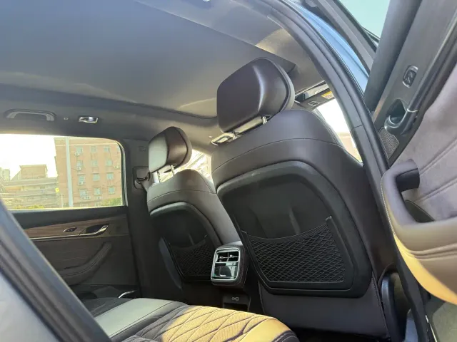 Geely Xingyue L — Фото автомобиля 15