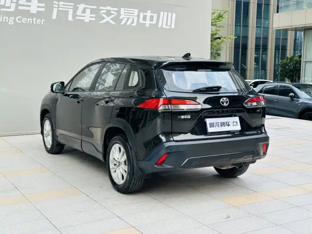 Toyota Corolla Cross — Фото автомобиля 17