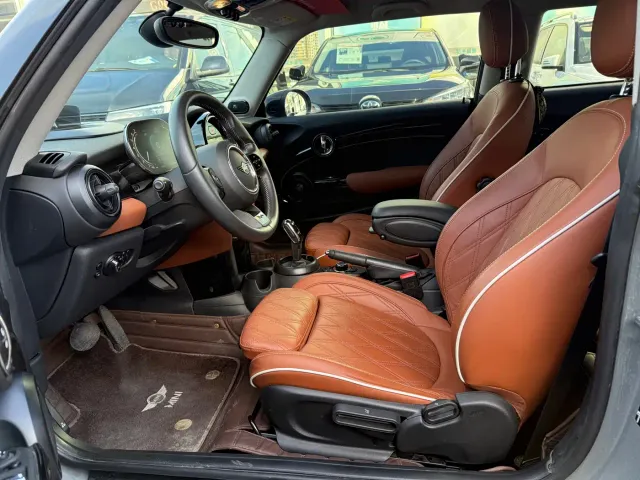 MINI Hatch — Фото автомобиля 11