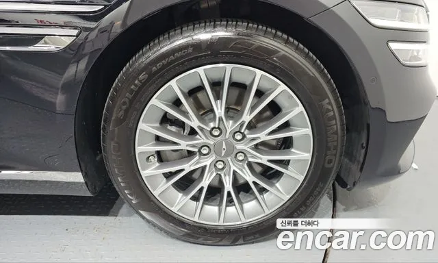 Genesis G80 RG3 — Фото автомобиля 6