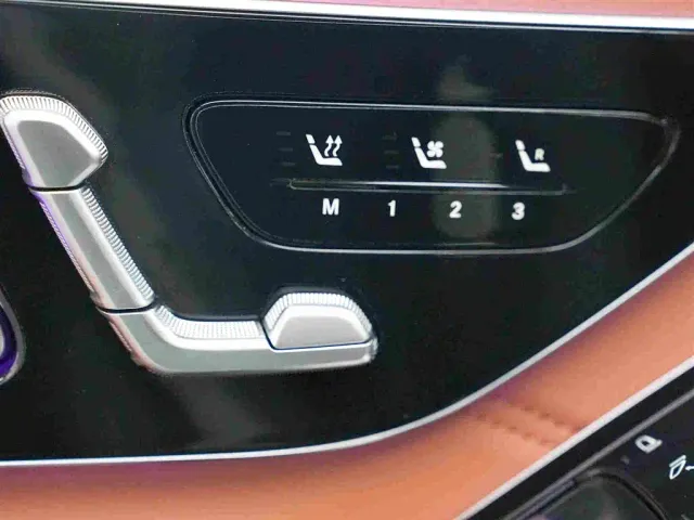 Mercedes-Benz Maybach S-Class — Фото автомобиля 11