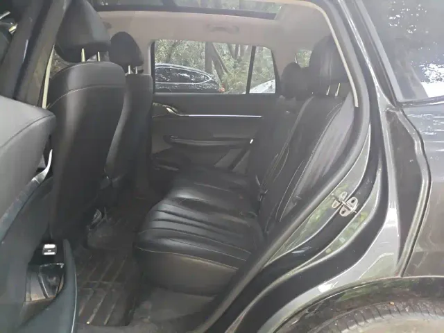 Roewe RX5 Max — Фото автомобиля 13
