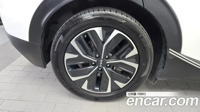 Kia EV6 — Фото автомобиля 5