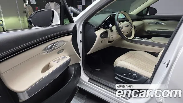 Genesis GV70 — Фото автомобиля 15