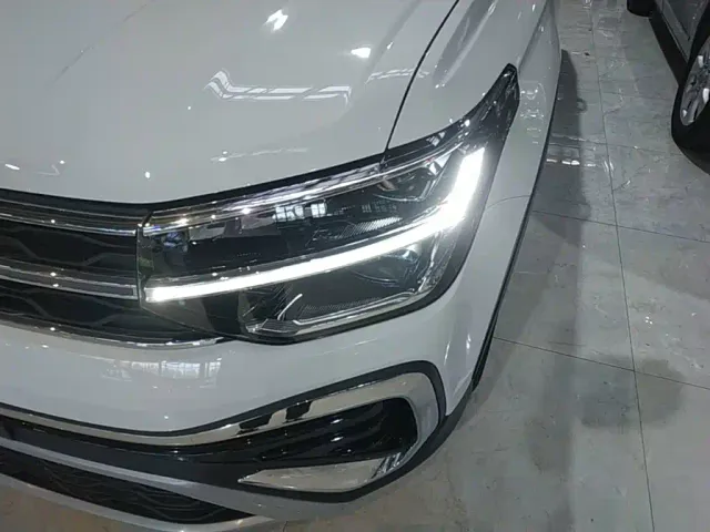 Volkswagen Tharu — Фото автомобиля 23