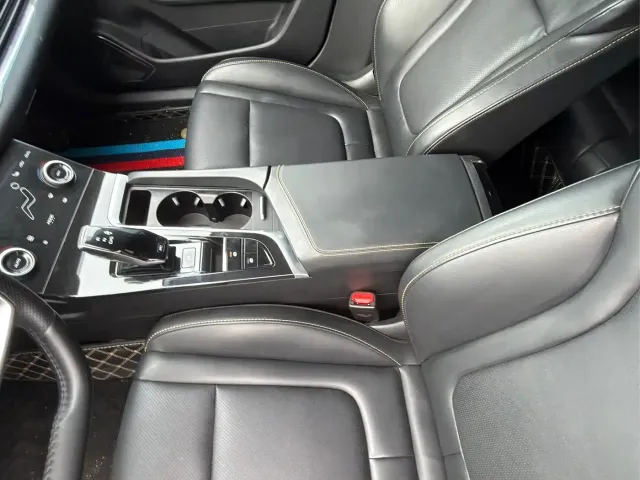 Bestune B70 — Фото автомобиля 6