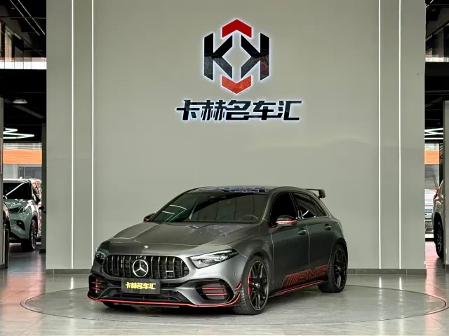 Фотография автомобиля — Mercedes-Benz A-Class AMG