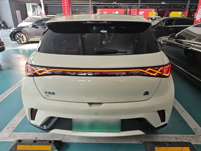 BYD Dolphin — Фото автомобиля 5