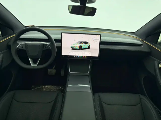 Tesla Model Y — Фото автомобиля 4