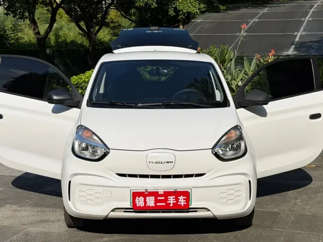 Roewe Clever — Фото автомобиля 2