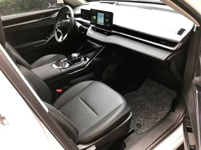 Haval H6 — Фото автомобиля 8