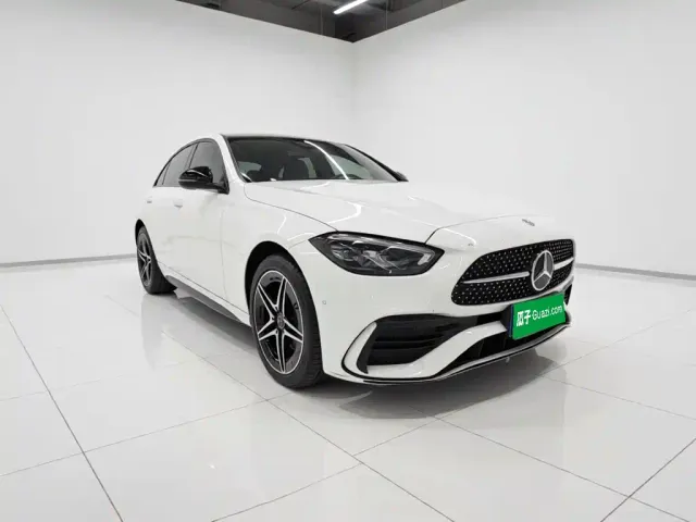Mercedes-Benz C-Class — Фото автомобиля 23