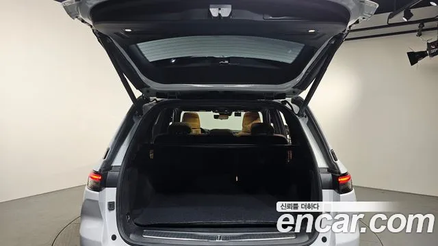 Jeep Cherokee — Фото автомобиля 15