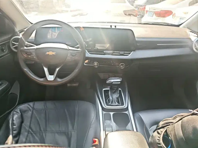 Chevrolet Monza — Фото автомобиля 9