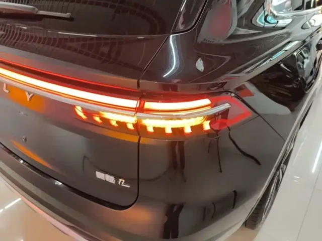 Geely Xingyue L — Фото автомобиля 7