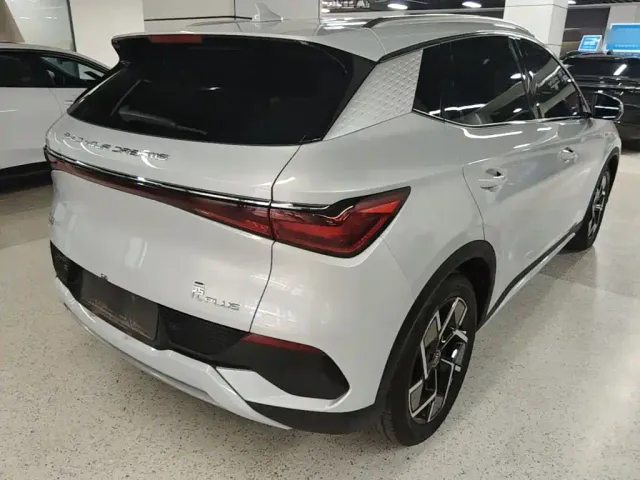 BYD Yuan PLUS — Фото автомобиля 6