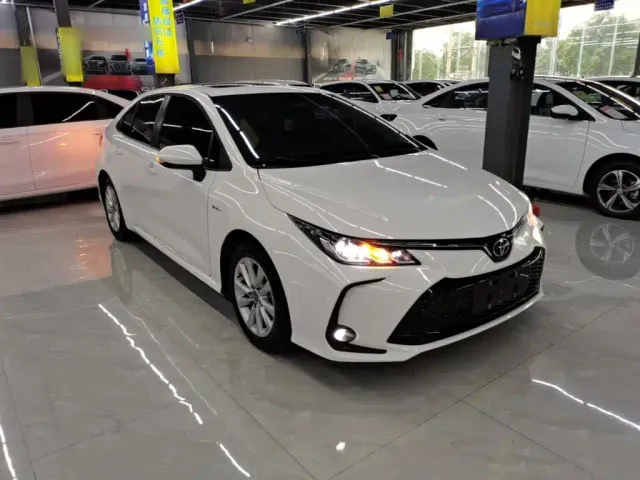 Toyota Corolla — Фото автомобиля 3