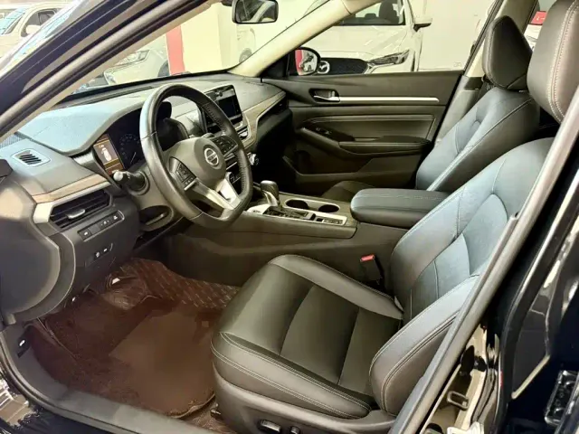 Nissan Teana — Фото автомобиля 14