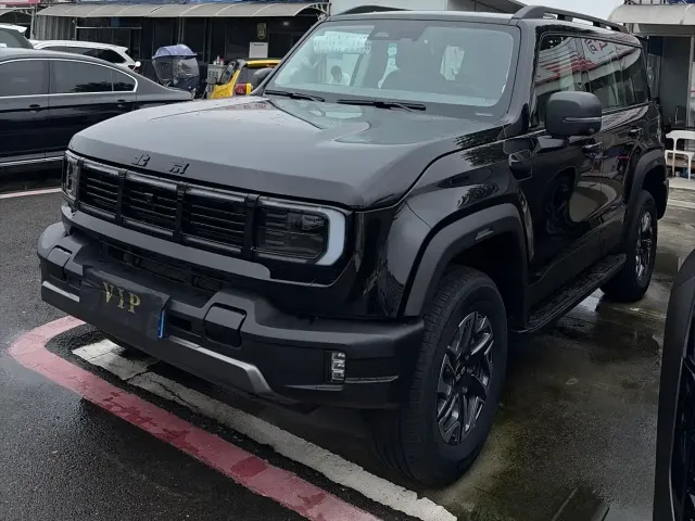 Фотография автомобиля — BAIC BJ40